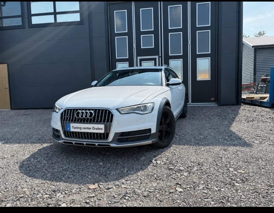 Vit Audi A6 Allroad efter motoroptimering och växellådsoptimering hos Tuning Center Örebro i Kumla